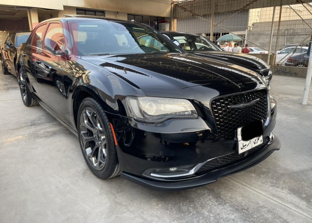 کرایسلەر 300